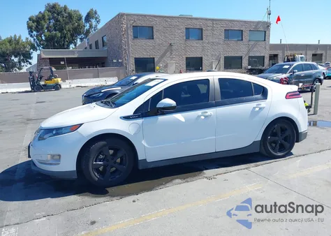2015 Chevrolet Volt из США, поврежденный, VIN 1G1RD6E45FU141604